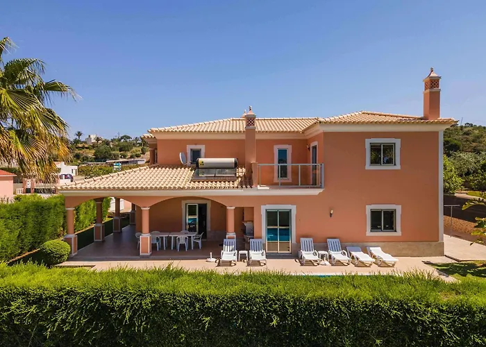 Hunes Villa *